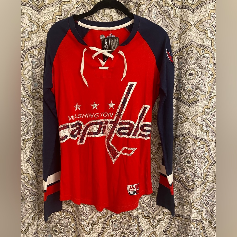 Majestic Women Top (M)  (Washington Capitals) (Brand New)